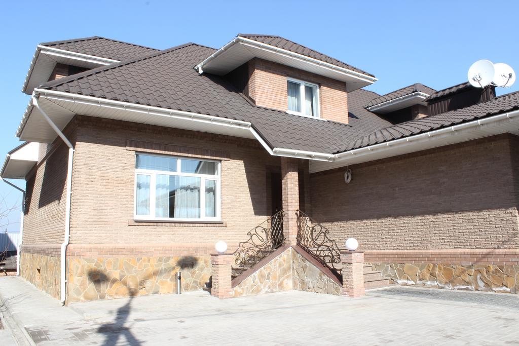 Barin House Hotel Soemy Buitenkant foto