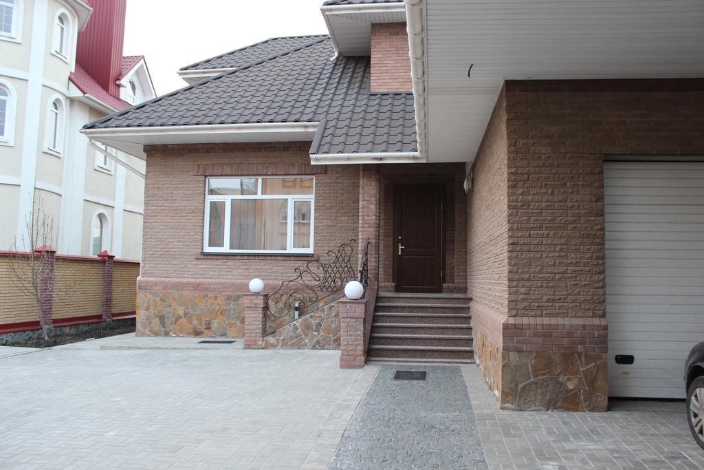 Barin House Hotel Soemy Buitenkant foto