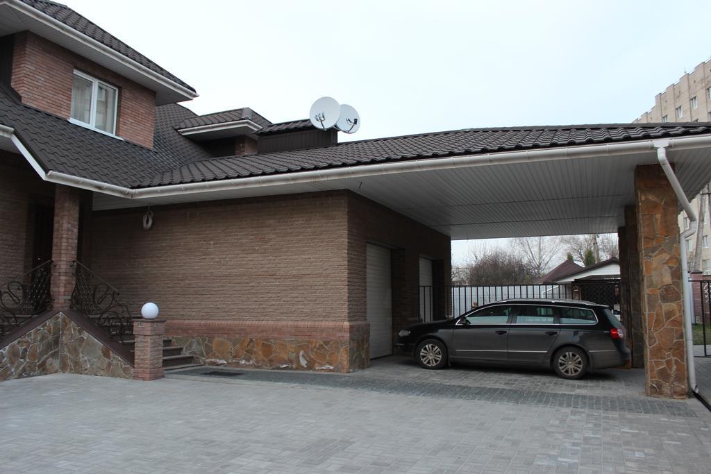 Barin House Hotel Soemy Buitenkant foto
